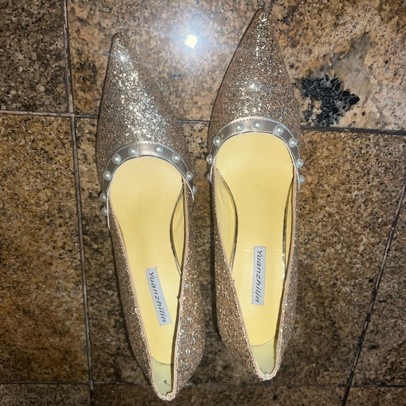 heels - Picture 2 of 2